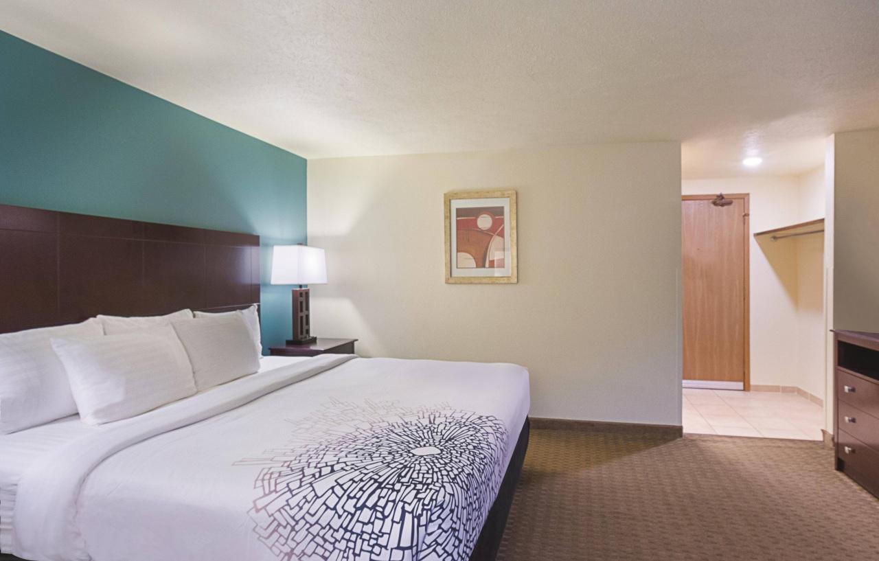 Отель La Quinta By Wyndham Portland Nw Экстерьер фото