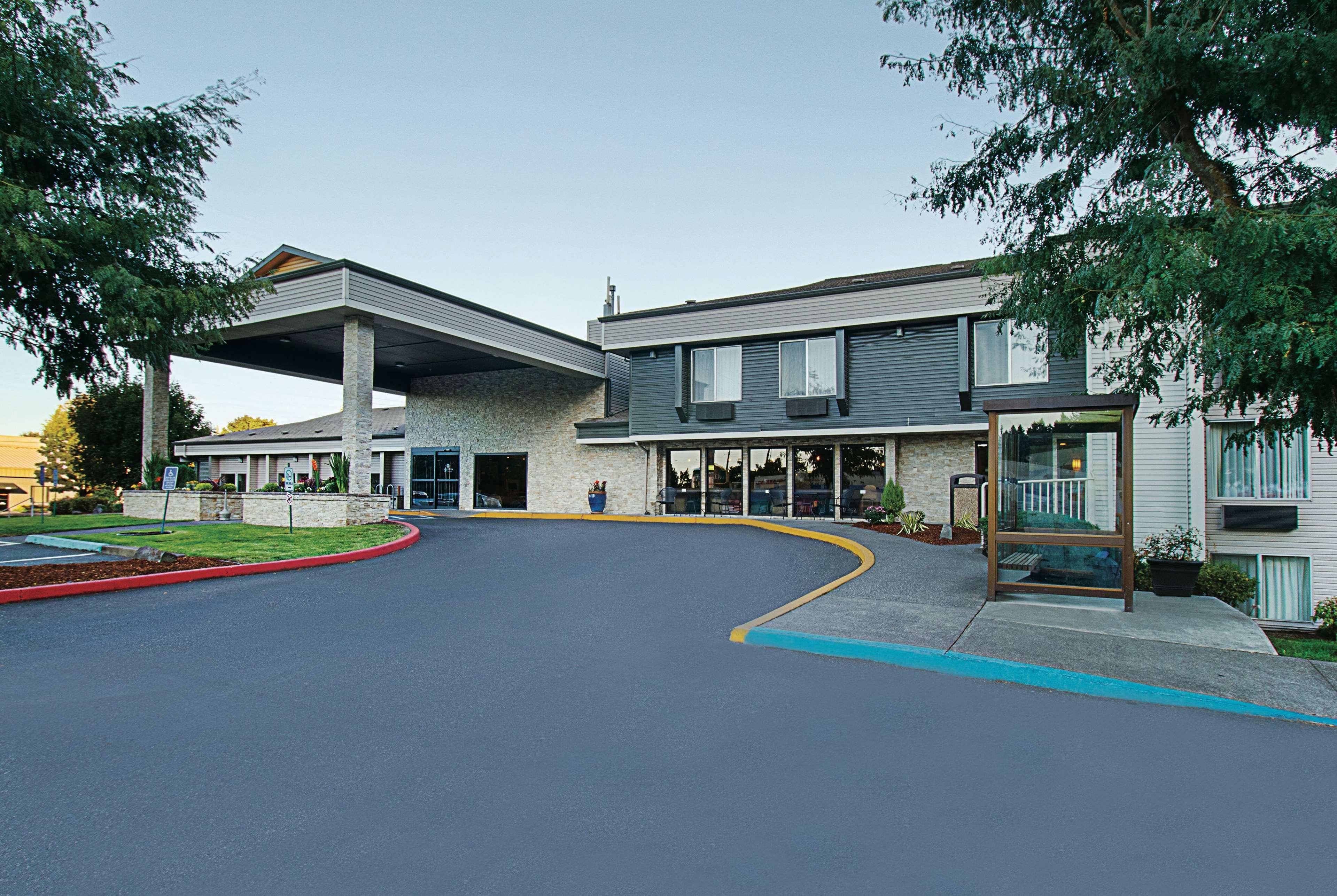 Отель La Quinta By Wyndham Portland Nw Экстерьер фото