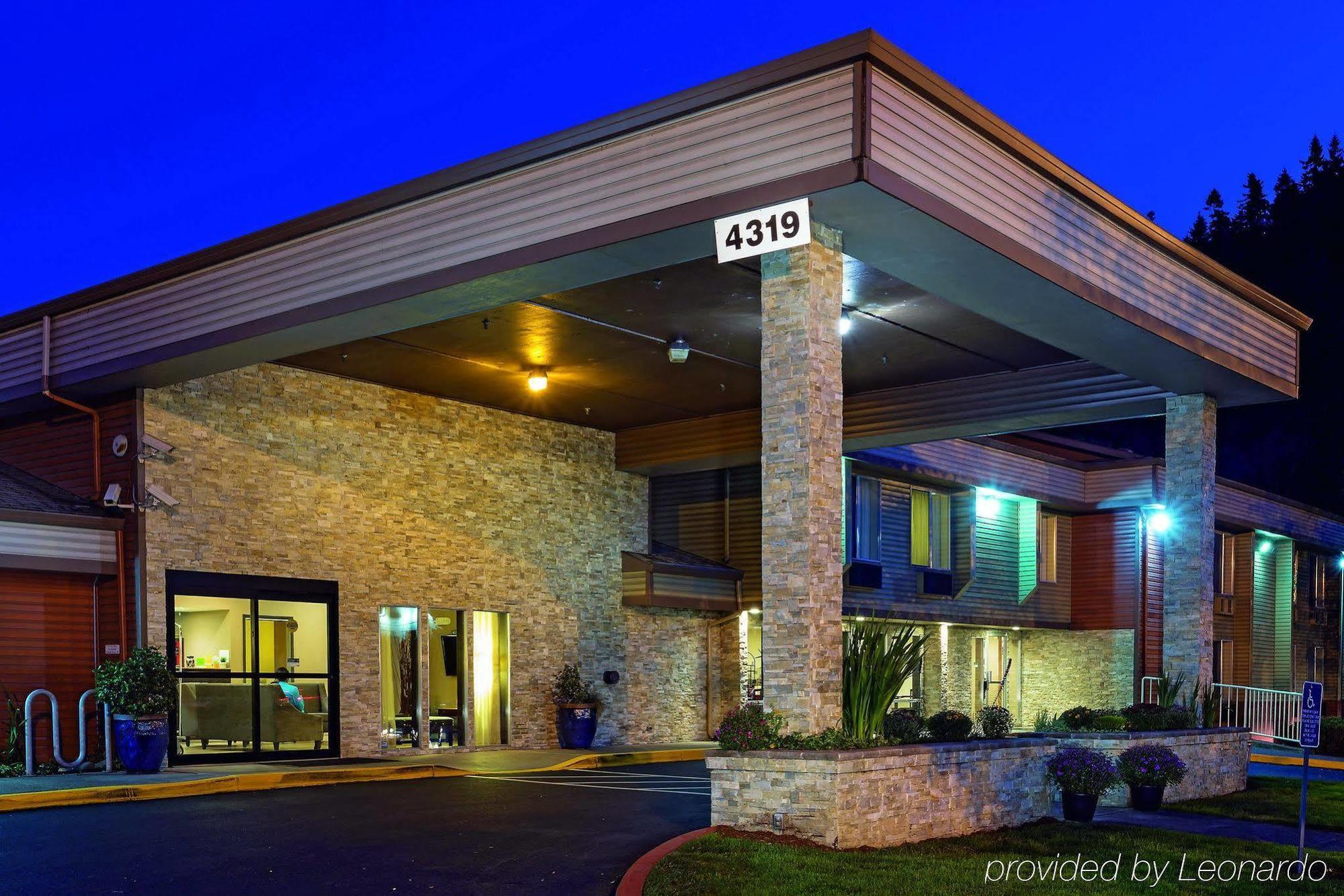 Отель La Quinta By Wyndham Portland Nw Экстерьер фото