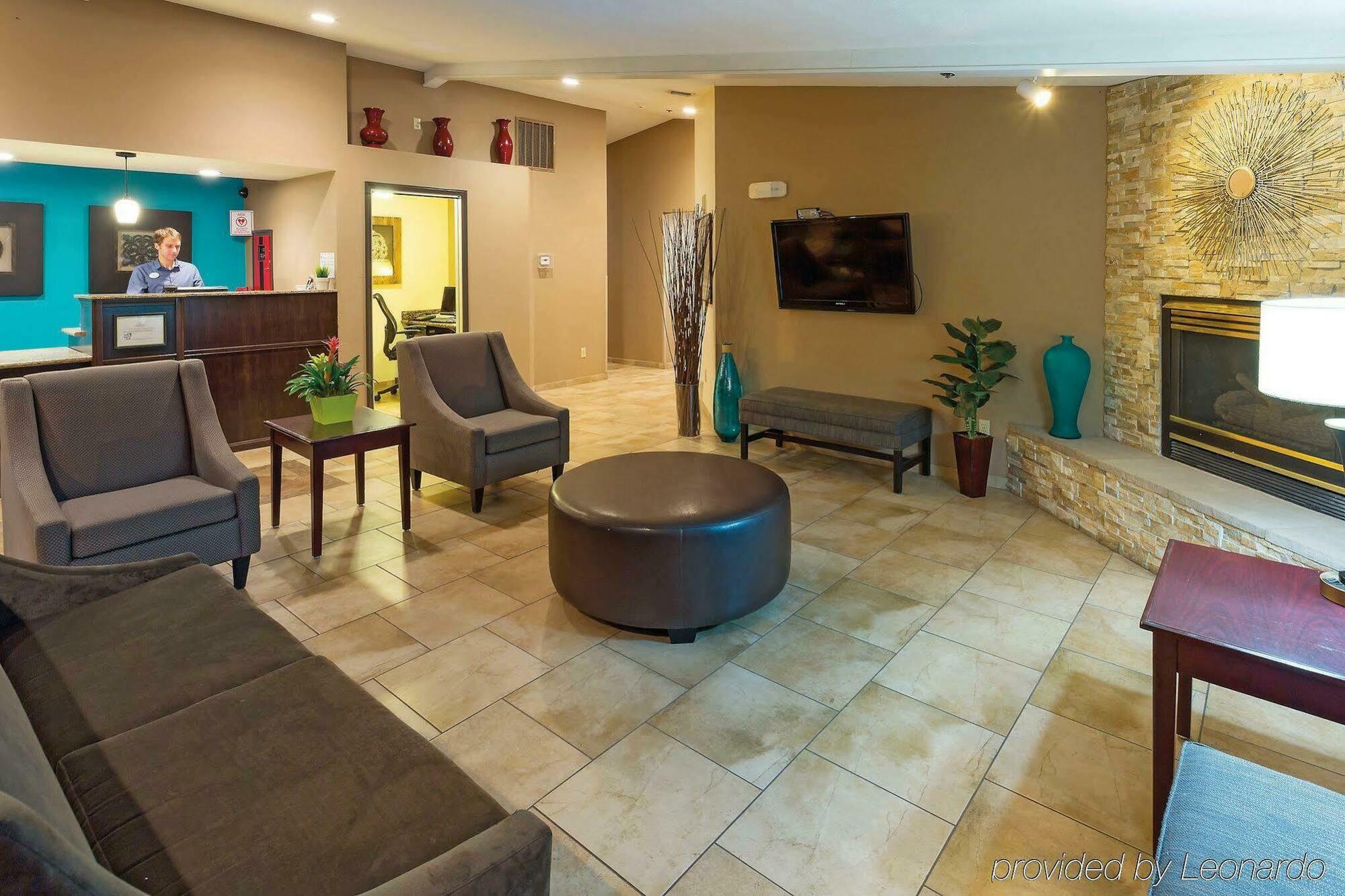 Отель La Quinta By Wyndham Portland Nw Экстерьер фото